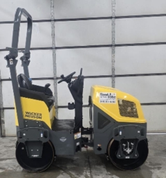 Used Equipment Sales RIDE ON TANDEM ROLLER, 2288 in Mt Pleasant MI